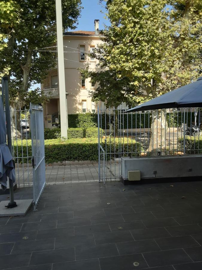Hotel Le Saint Eloi Montpellier Exterior foto